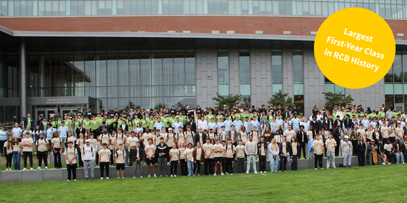 Group shot of all first-year students in front of Business Hall